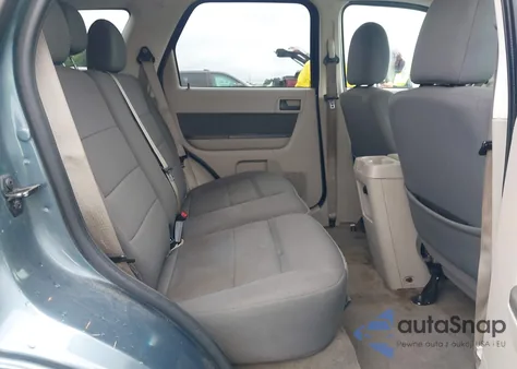 2010 Ford Escape Xlt from USA, damaged, VIN 1FMCU0DG9AKB08403